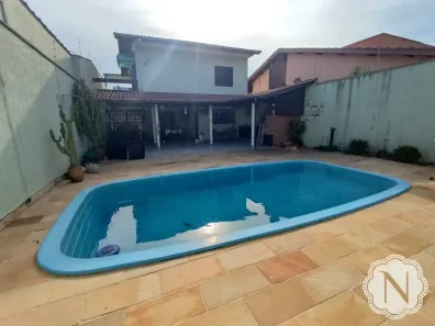 Sobrado com 3 Quartos à venda, 237m² no Nova Itanhaém (Praia), Itanhaém