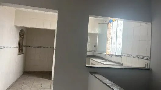 Sobrado com 2 Quartos para alugar, 50m² no Bangu, Rio de Janeiro