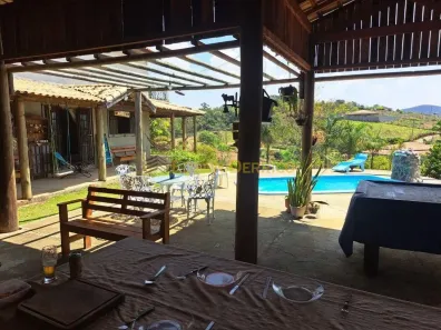Fazenda/Sítio com 4 Quartos à venda, 330m² no , Natividade da Serra