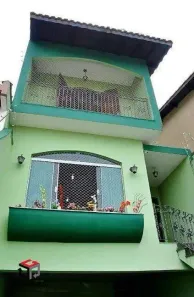 Sobrado com 4 Quartos à venda, 236m² no Pinheirinho, Santo André