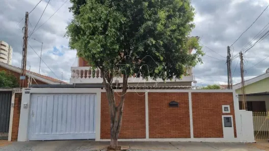 Sobrado com 5 Quartos à venda, 196m² no Vila Yamada, Araraquara