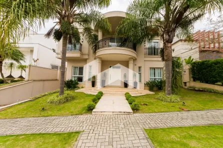 Casa de Condomínio com 4 Quartos para alugar, 545m² no São João, Curitiba