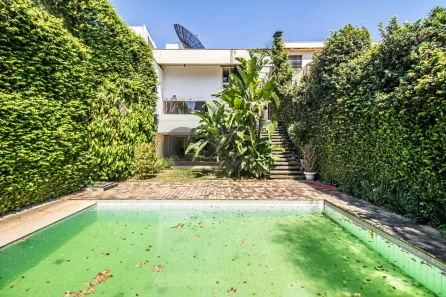 Casa com 3 Quartos à venda, 340m² no Campo Belo, São Paulo