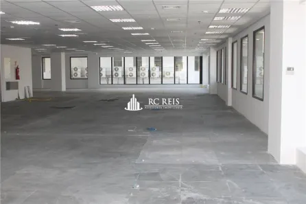 Sala Comercial para alugar, 720m² no Dezoito do Forte Empresarial/Alphaville., Barueri
