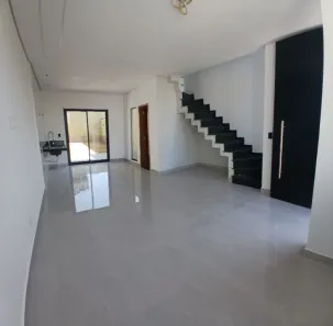 Sobrado com 2 Quartos à venda, 78m² no Vila Brasileira, Mogi das Cruzes