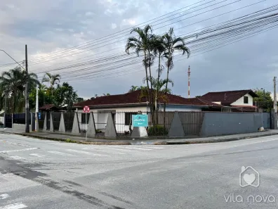 Casa com 3 Quartos à venda, 120m² no Vila Nova, Joinville