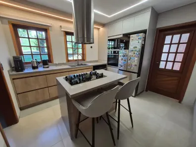 Casa de Condomínio com 3 Quartos para alugar, 286m² no Caxambu, Jundiaí