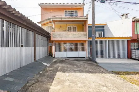 Sobrado com 3 Quartos à venda, 150m² no Alto Boqueirão, Curitiba