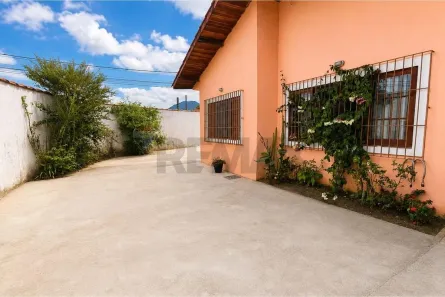Casa com 3 Quartos à venda, 143m² no Jardim Peruíbe, Peruíbe