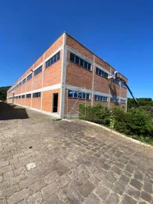 Prédio Comercial para alugar, 1600m² no Linha 40, Caxias do Sul