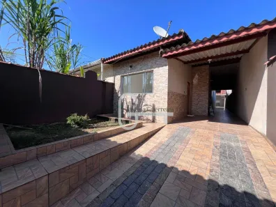 Casa com 3 Quartos à venda, 130m² no Balneário Stella Maris, Peruíbe