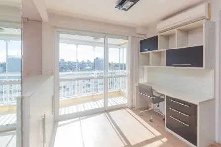 Apartamento com 1 Quarto para alugar, 63m² no Passo da Areia, Porto Alegre