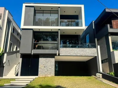 Sobrado com 4 Quartos à venda, 343m² no Jardim São Pedro, Mogi das Cruzes