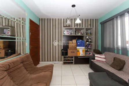 Casa com 2 Quartos à venda, 110m² no Olaria, Canoas