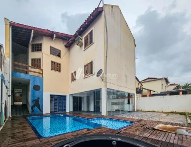 Sobrado com 5 Quartos à venda, 405m² no Jardim Chapadão, Campinas