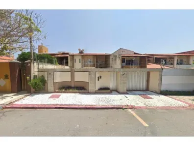 Casa com 4 Quartos à venda, 228m² no Engenheiro Luciano Cavalcante, Fortaleza