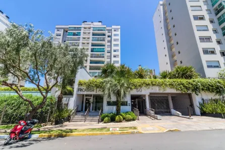 Apartamento com 3 Quartos para alugar, 114m² no Jardim do Salso, Porto Alegre