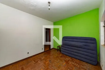 Casa com 3 Quartos à venda, 360m² no Carlos Prates, Belo Horizonte