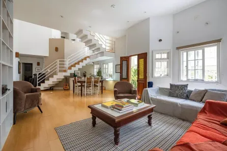Casa com 3 Quartos à venda, 254m² no Sumaré, São Paulo
