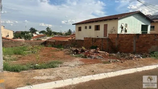 Lote/Terreno à venda, 468m² no Goiânia 2, Goiânia