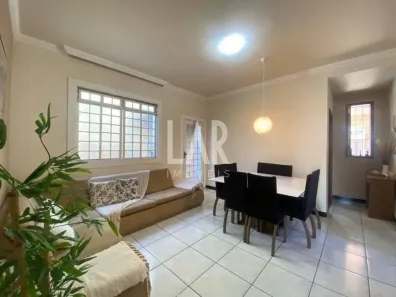 Casa com 4 Quartos à venda, 167m² no Serrano, Belo Horizonte