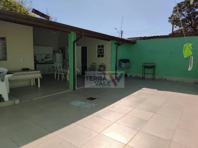 Casa com 4 Quartos à venda, 194m² no Vila Hepacare, Lorena