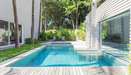 Casa de Condomínio com 4 Quartos à venda, 810m² no Jardim Everest, São Paulo