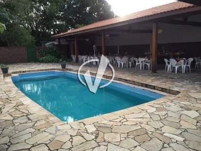 Fazenda/Sítio com 3 Quartos à venda, 800m² no Jardim Carlota, Pindamonhangaba