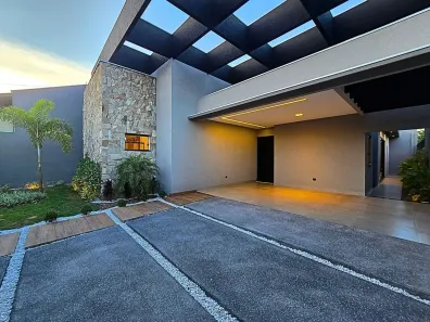 Casa com 3 Quartos à venda, 190m² no Vila Planalto, Campo Grande