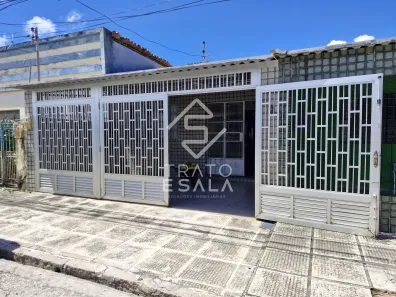 Casa com 4 Quartos para alugar, 123m² no Pajuçara, Maceió