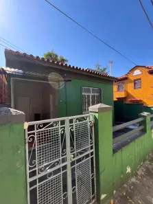 Casa com 1 Quarto para alugar, 50m² no Inhaúma, Rio de Janeiro