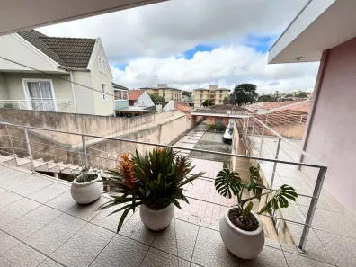 Casa com 6 Quartos à venda, 200m² no Guaíra, Curitiba