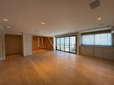Apartamento com 3 Quartos para venda ou aluguel, 198m² no Jardim Europa, São Paulo