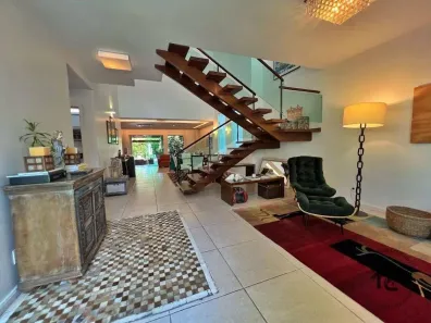 Casa de Condomínio com 3 Quartos à venda, 288m² no Maria Paula, São Gonçalo