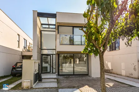 Casa de Condomínio com 3 Quartos à venda, 241m² no Recreio dos Bandeirantes, Rio de Janeiro