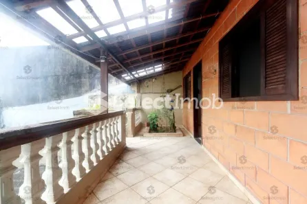 Casa com 2 Quartos para alugar, 200m² no Jardim Bela Vista, Mauá