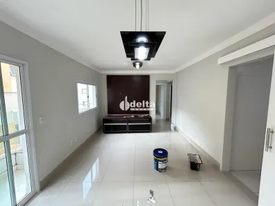 Apartamento com 3 Quartos para alugar, 80m² no Santa Mônica, Uberlândia