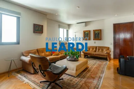 Apartamento com 3 Quartos à venda, 232m² no Higienópolis, São Paulo