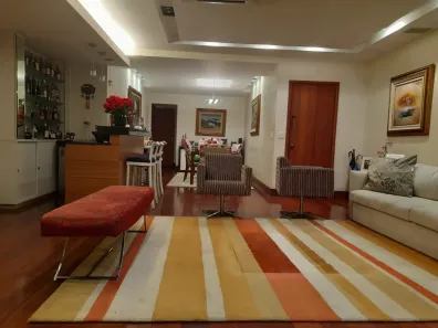 Apartamento com 4 Quartos à venda, 200m² no Laranjeiras, Rio de Janeiro