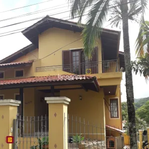 Casa com 4 Quartos à venda, 430m² no Lagoa da Conceição, Florianópolis