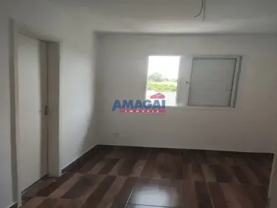 Casa de Condomínio com 2 Quartos à venda, 57m² no Jardim Colônia, Jacareí