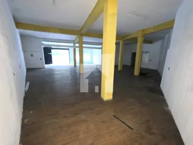 Ponto Comercial para alugar, 230m² no Jardim Caçula, Jundiaí