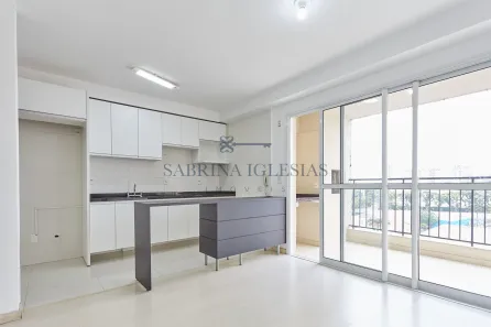 Apartamento com 2 Quartos à venda, 73m² no Centro, Curitiba