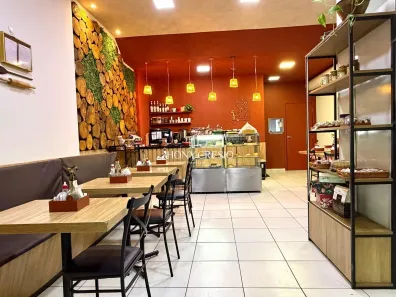 Ponto Comercial à venda, 150m² no Zona 07, Maringá