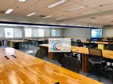 Sala Comercial para alugar, 647m² no Vila Gertrudes, São Paulo