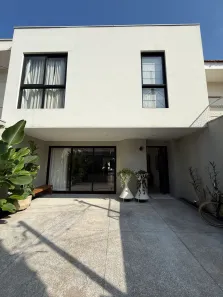 Casa com 3 Quartos à venda, 170m² no Vila Cordeiro, São Paulo