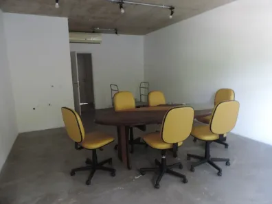 Sala Comercial para alugar, 43m² no Bosque do Vianna, Cotia