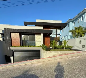 Casa com 3 Quartos à venda, 354m² no Pedra Branca, Palhoça
