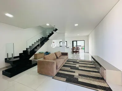 Casa com 3 Quartos à venda, 180m² no Parque Universitário, Americana