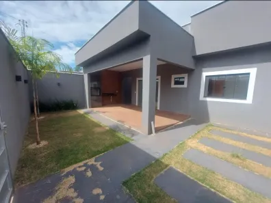 Casa com 4 Quartos à venda, 250m² no Parque das Camélias, Goianira